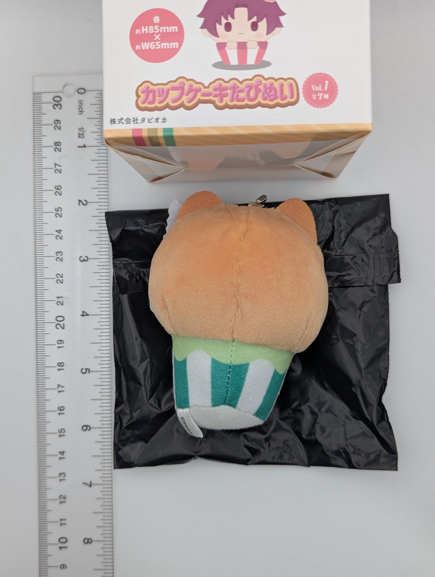 Dongha Yeon Paradox Live Cupcake Tapinui