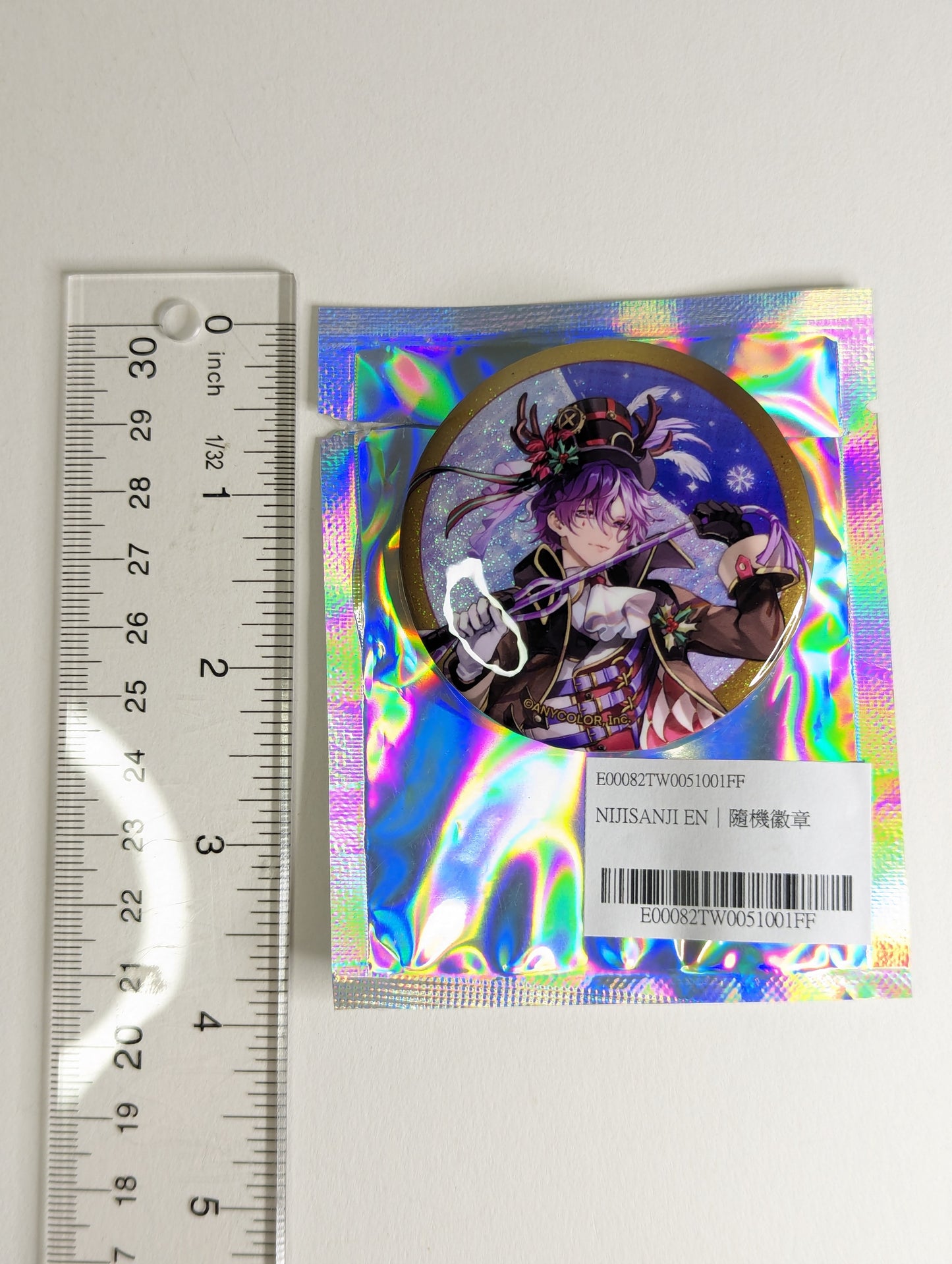 Uki Violeta Nijisanji EN x Ou En Cafe Taiwan Exclusive Can Badge