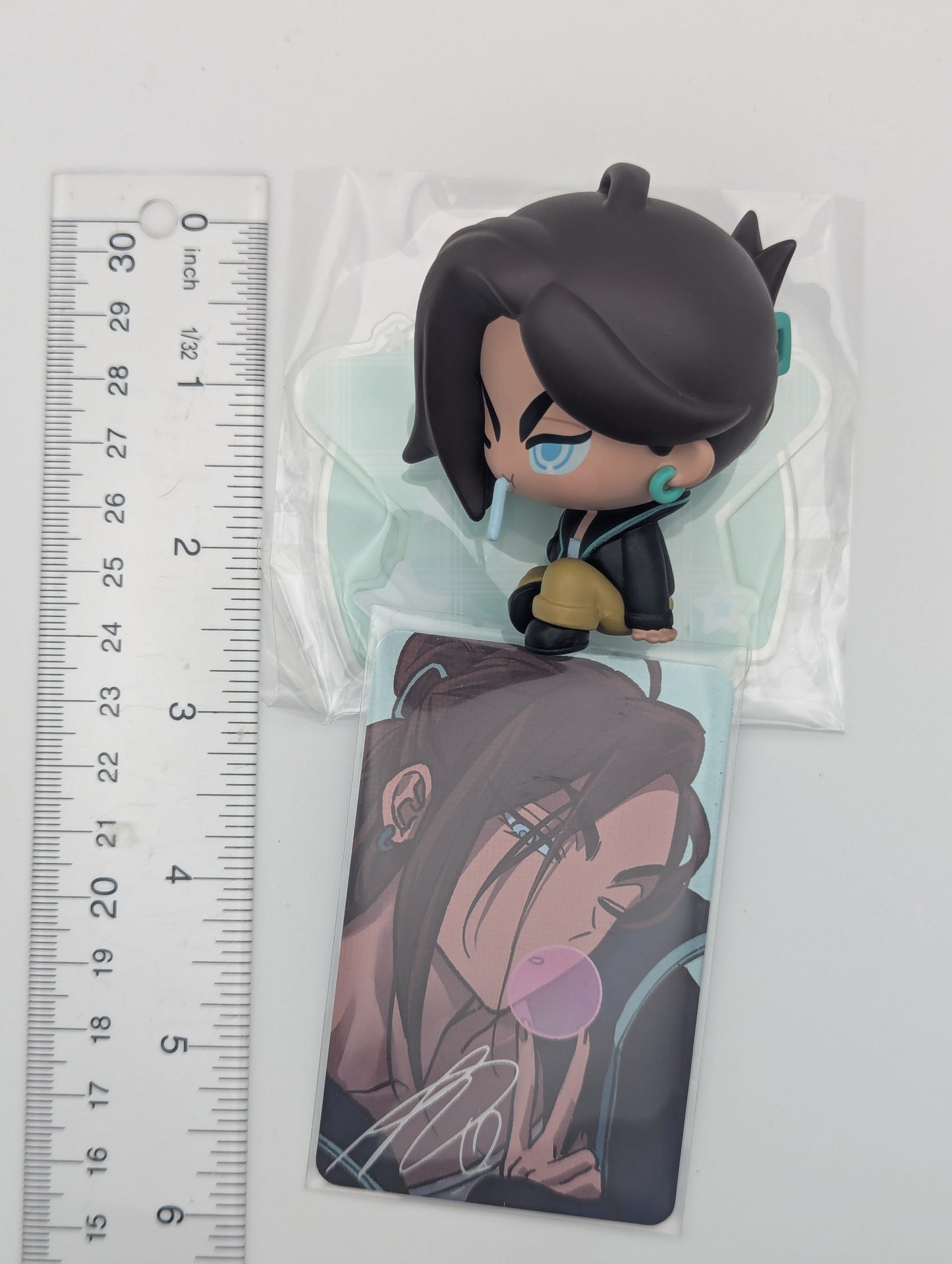 Hyuna Alien Stage Mini Figure + Photocards