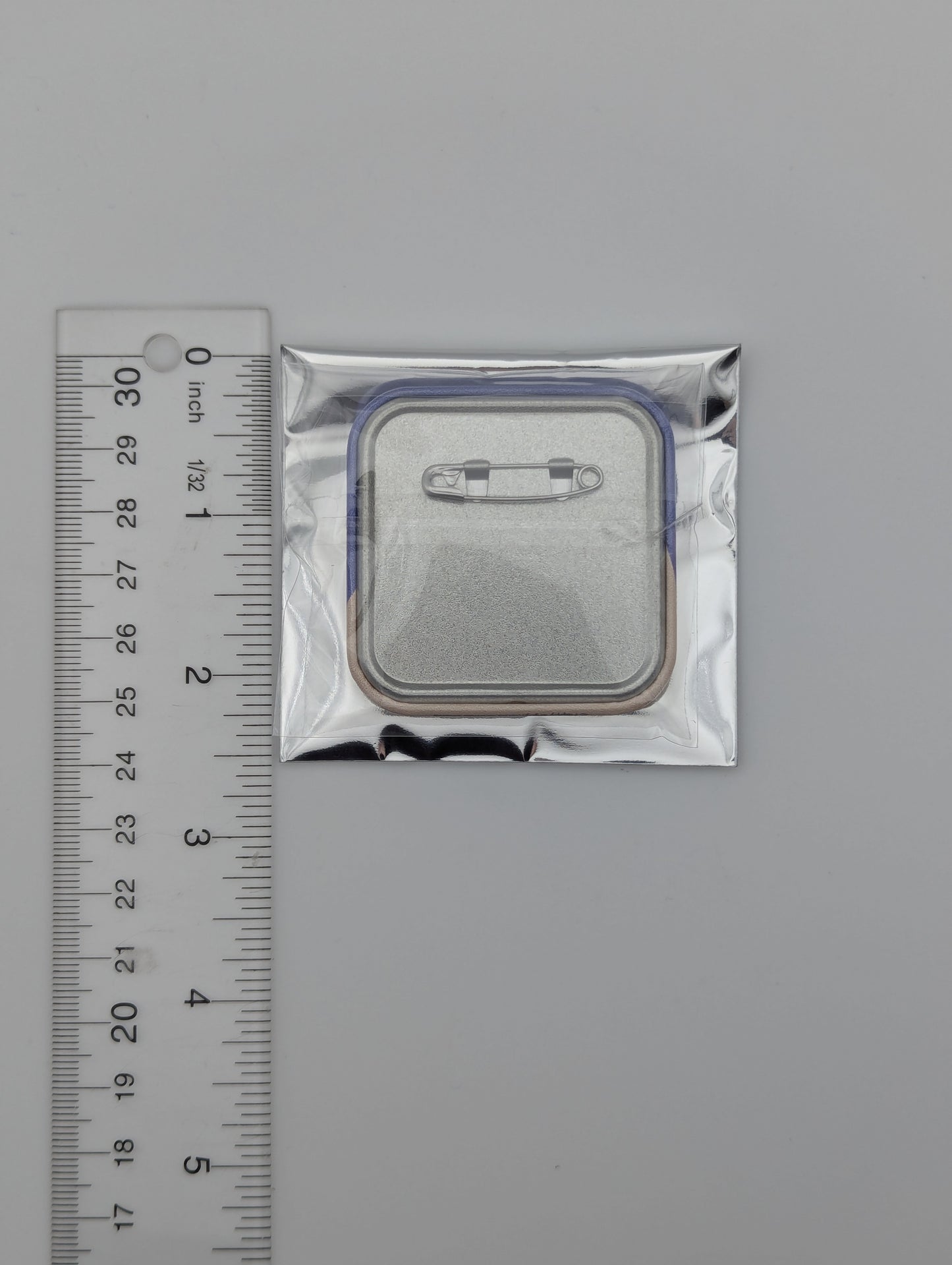 Shinobu Sengoku Ensemble Stars Squishy Badge