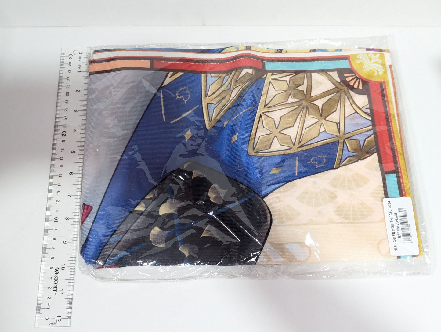 Ike Eveland Nijisanji EN x OU-EN Cafe 2024 Tapestry