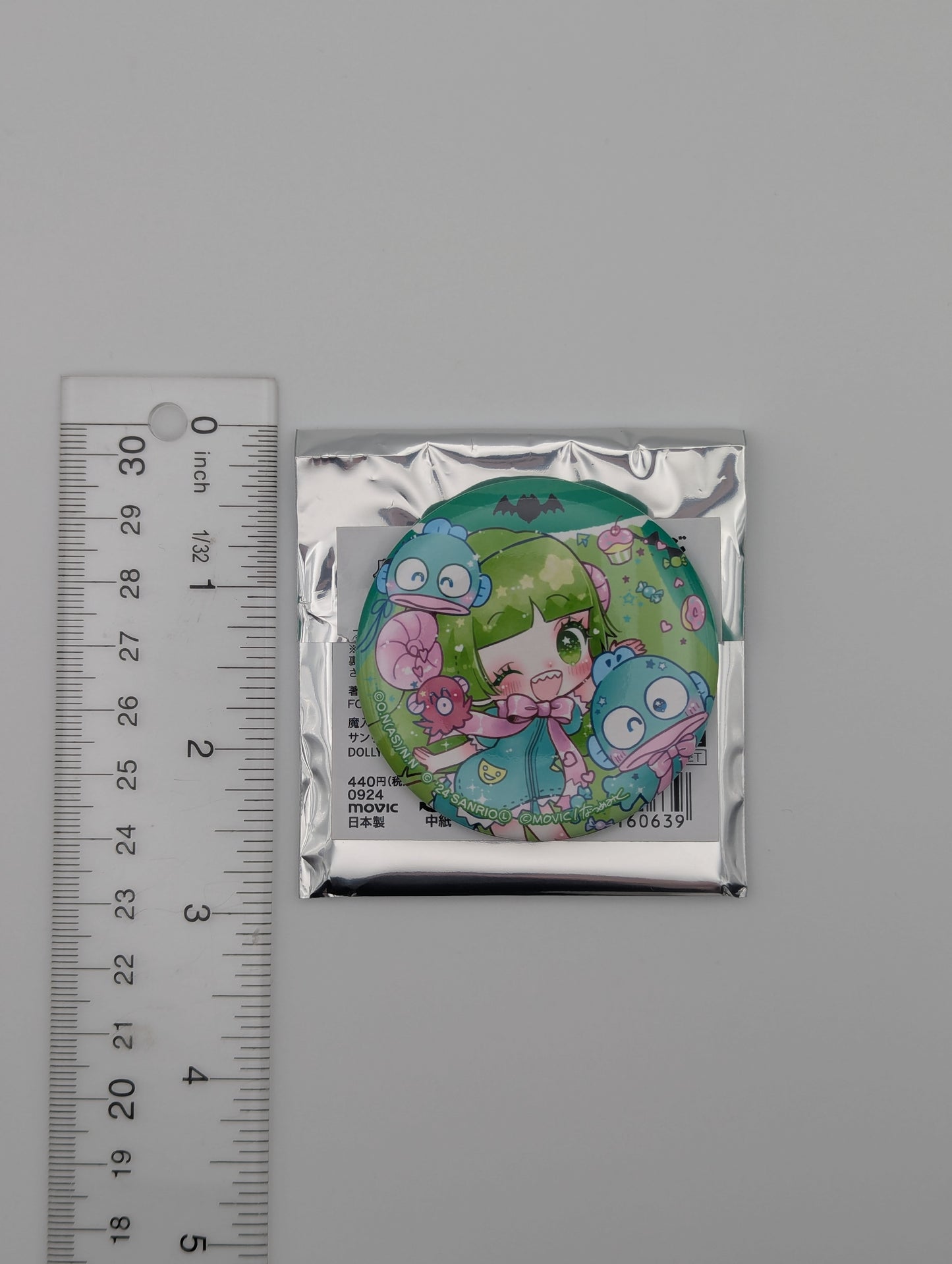 Clara Valac Mairimashita Iruma-kun x Sanrio DOLLY MIX Can Badge