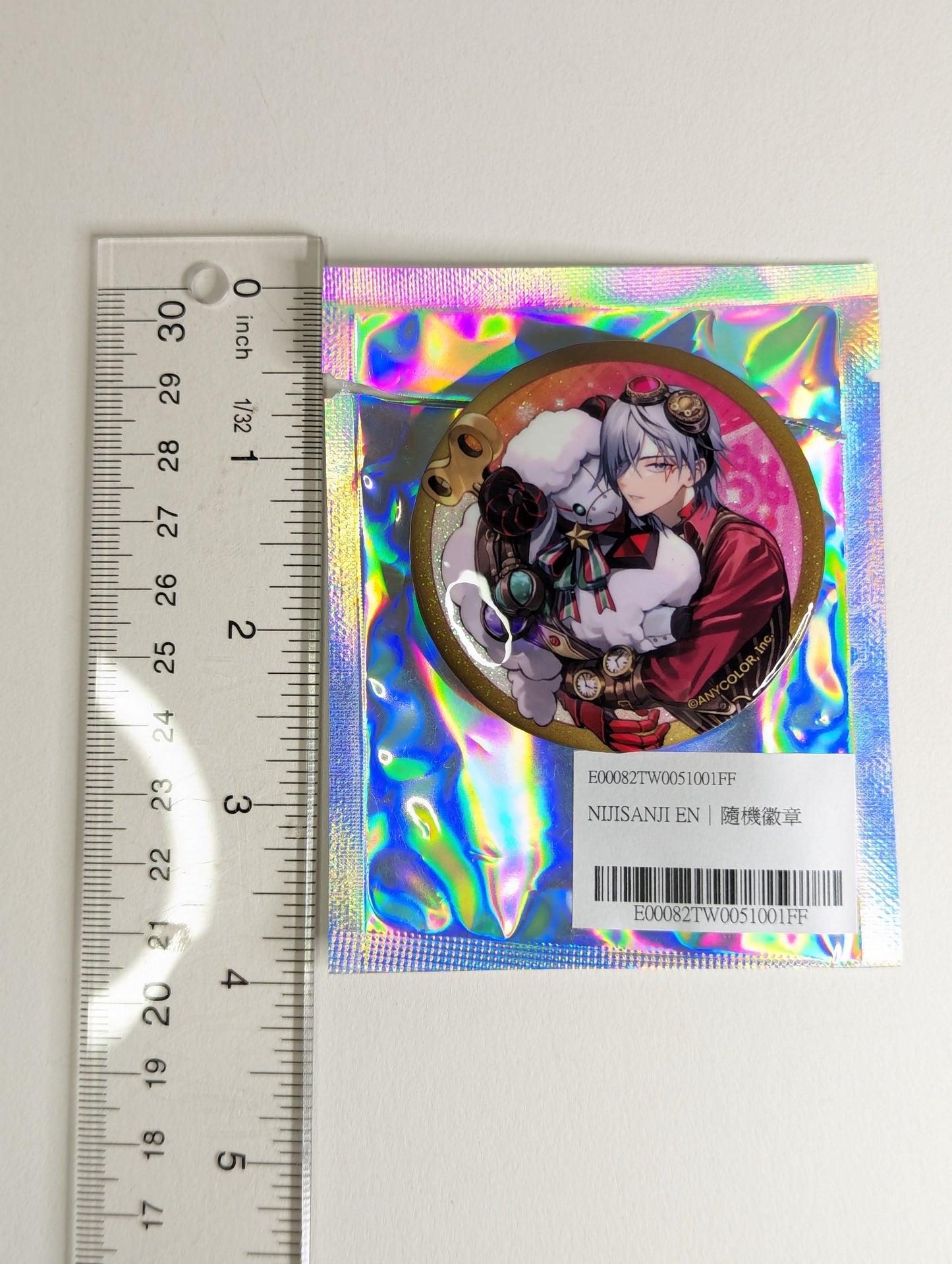 Fulgur Ovid Nijisanji EN x Ou En Cafe Taiwan Exclusive Can Badge