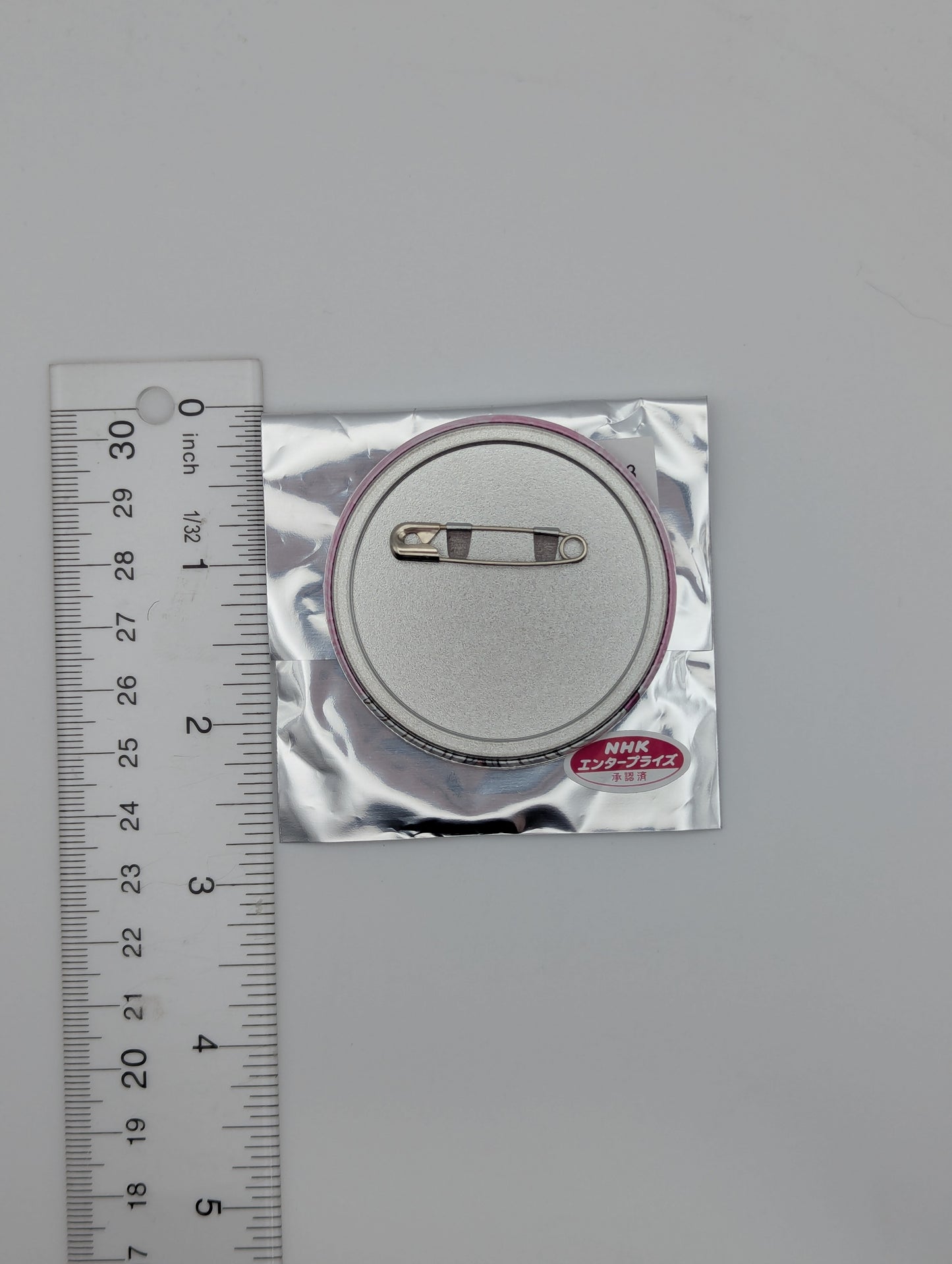 Iruma Suzuki Mairimashita Iruma-kun Maneki Neko Can Badge