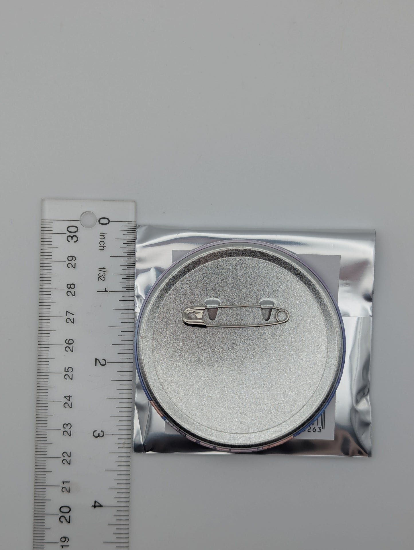 Haruka Kiritani Project Sekai 4th Anniversary Connect Live Can Badge