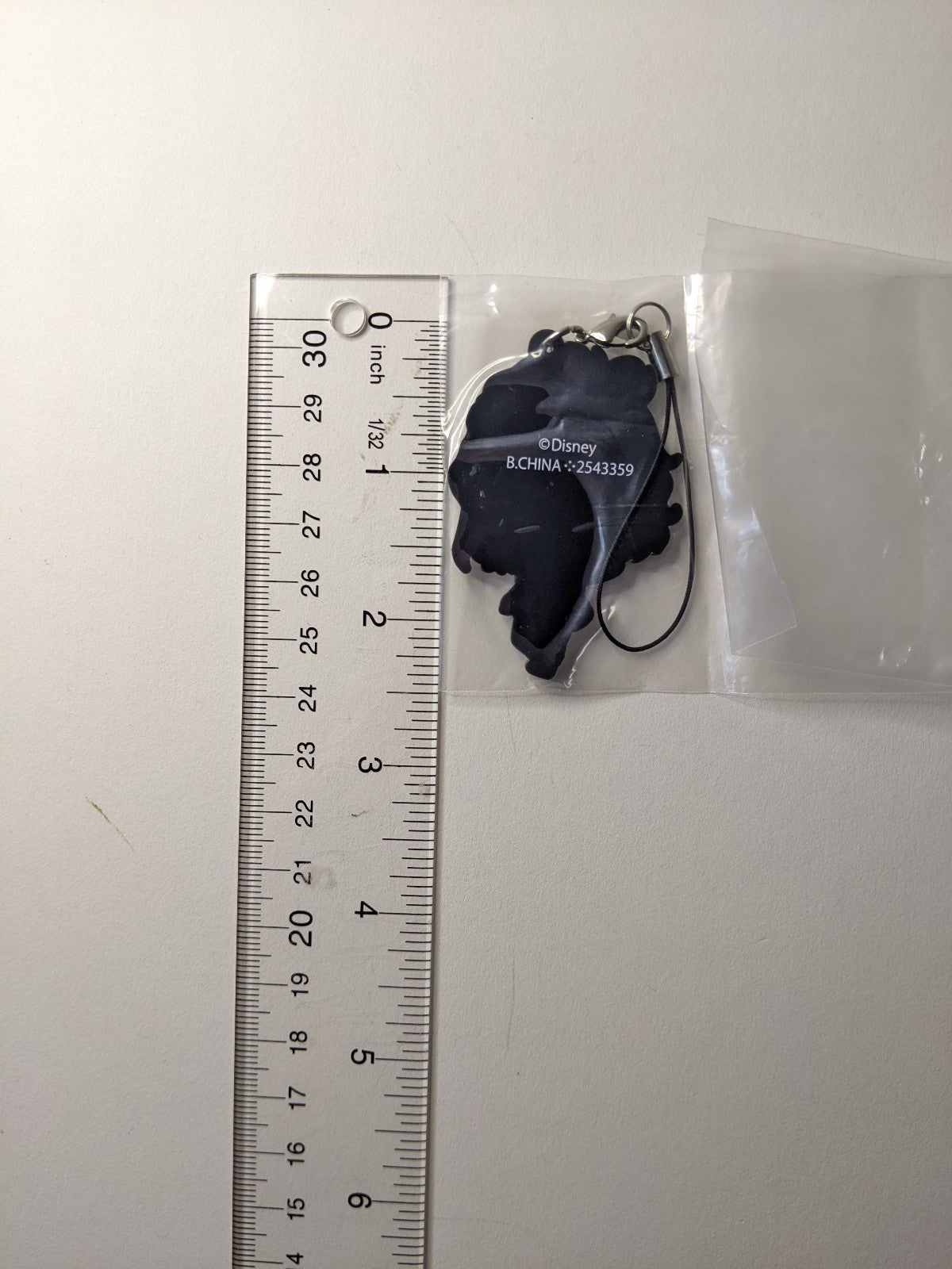 Cater Diamond Twisted Wonderland Rubber Strap