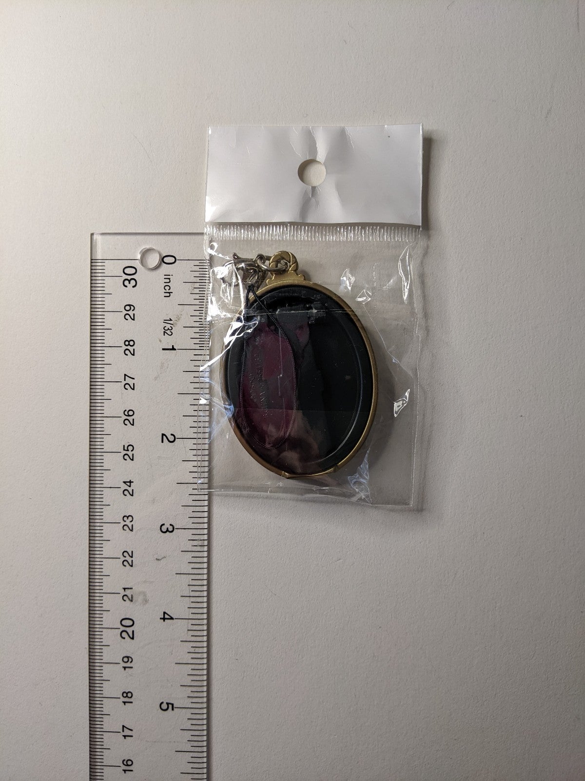 Kalim Al-Asim Twisted Wonderland Picture Frame Keychain