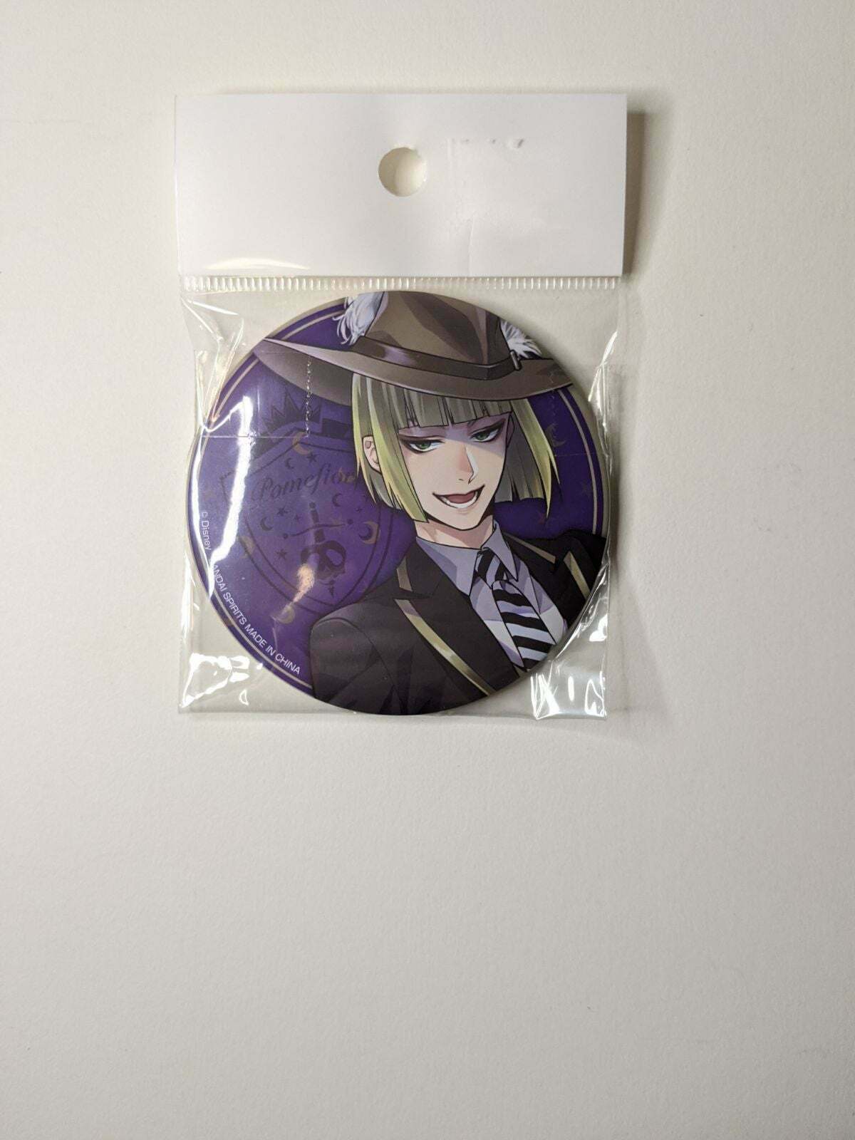 Rook Hunt Twisted Wonderland Can Badge
