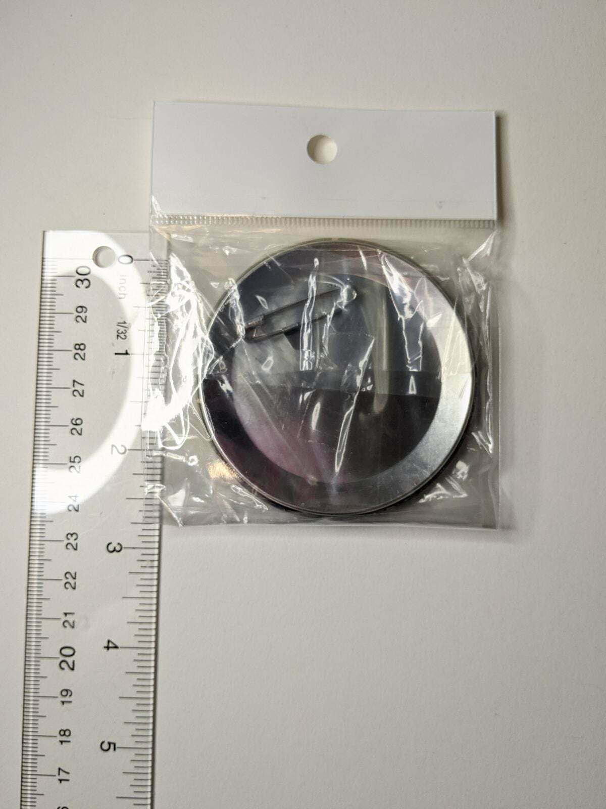 Rook Hunt Twisted Wonderland Can Badge