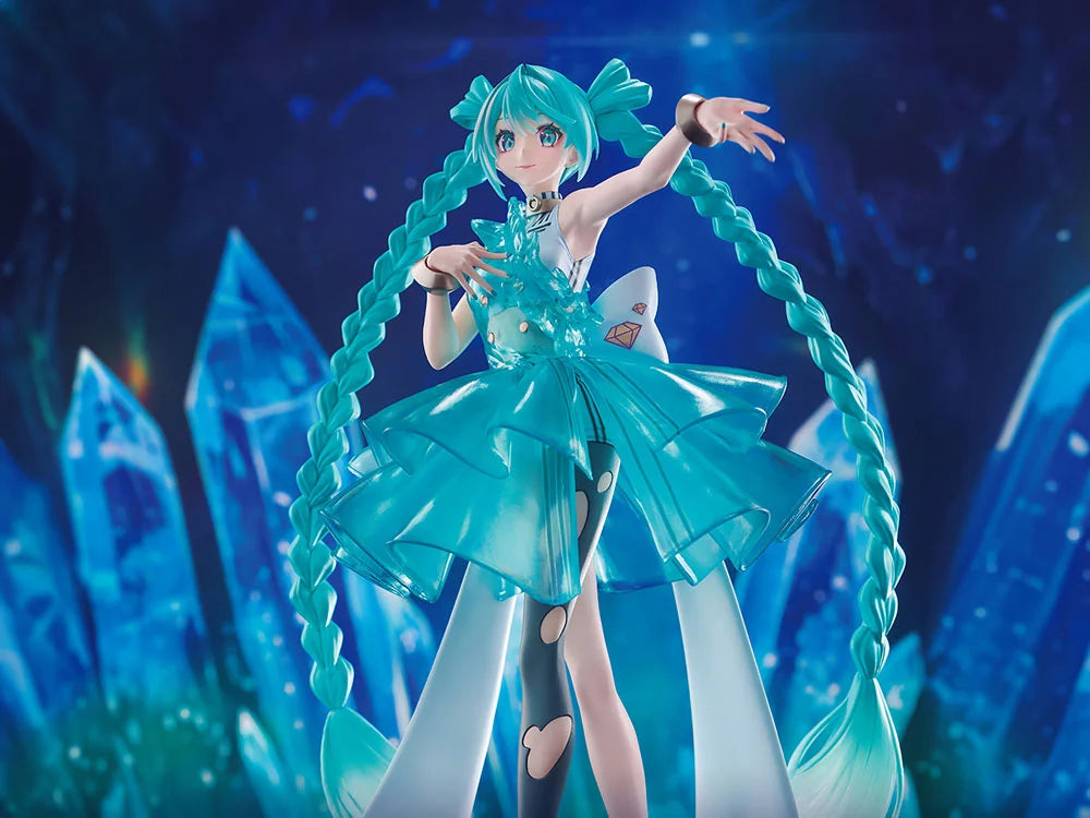 [FIGURE PREORDER] Hatsune Miku Evolve Clearluxe Emerald Gem Figure