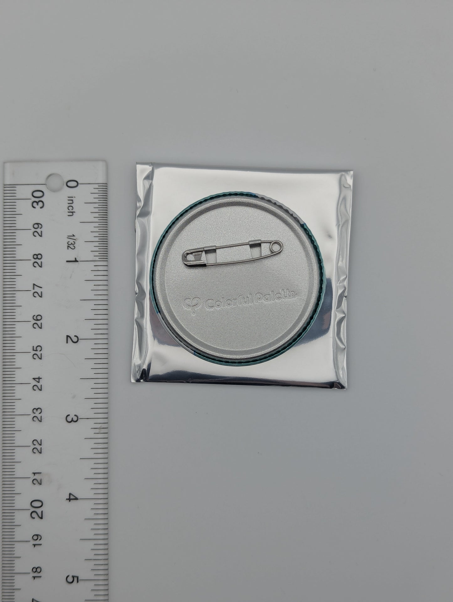 Shizuku Hinomori Project Sekai x Tamagotchi Can Badge