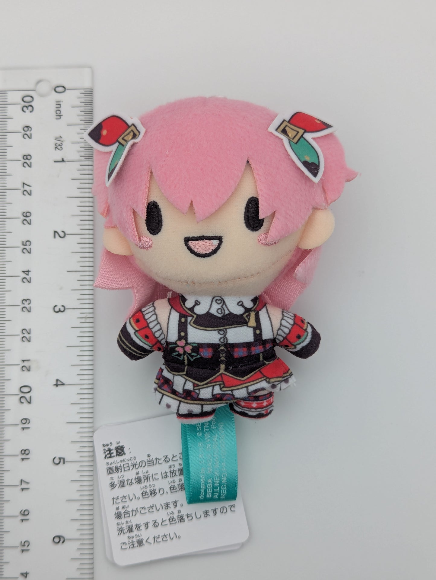 Airi Momoi Project Sekai Fuwa Puchi Plush Mascot