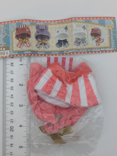 Circus Dream Nui Cape - Red