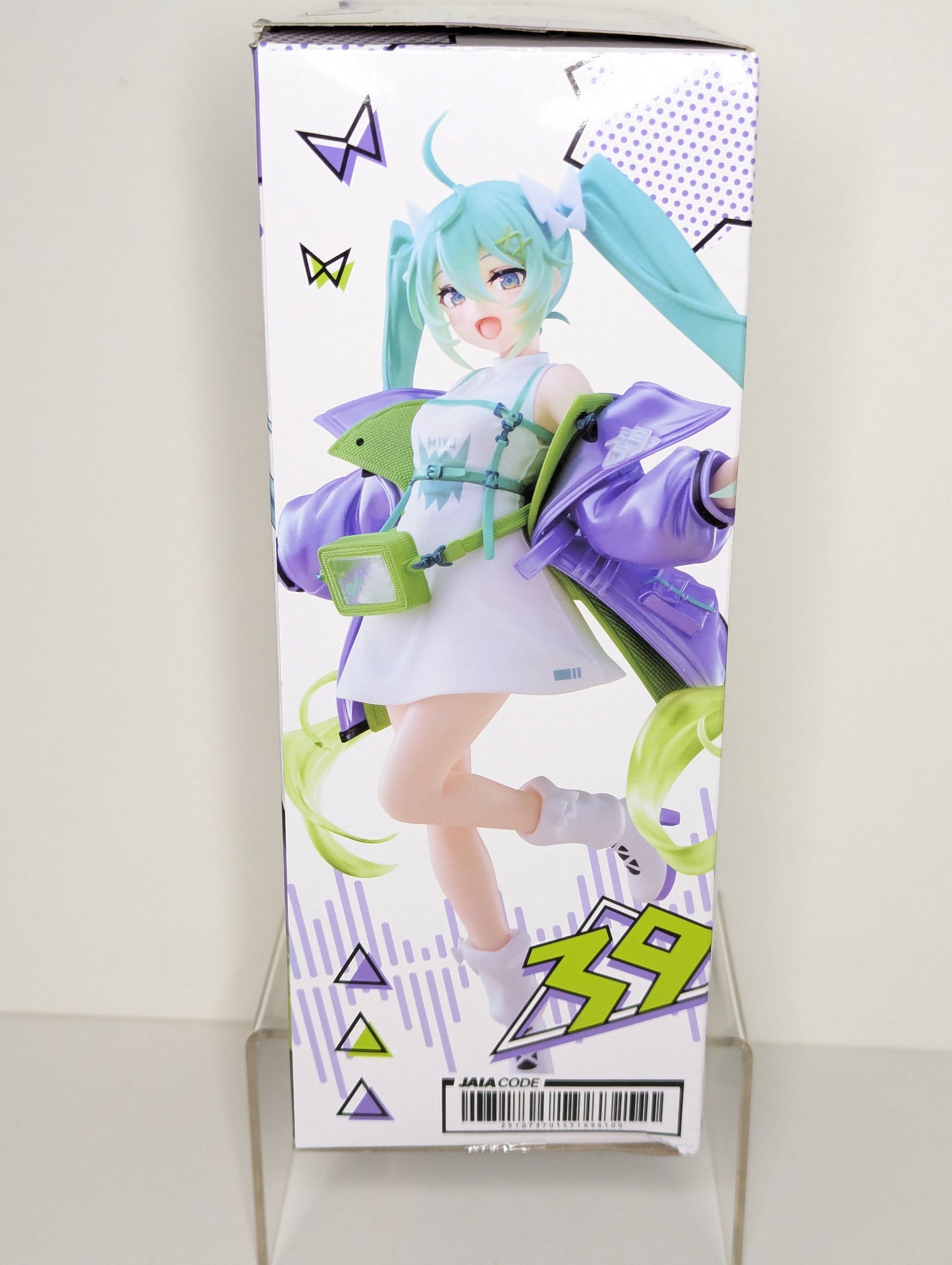 Open Box (New) - Hatsune Miku Fashion Sporty ver Figure