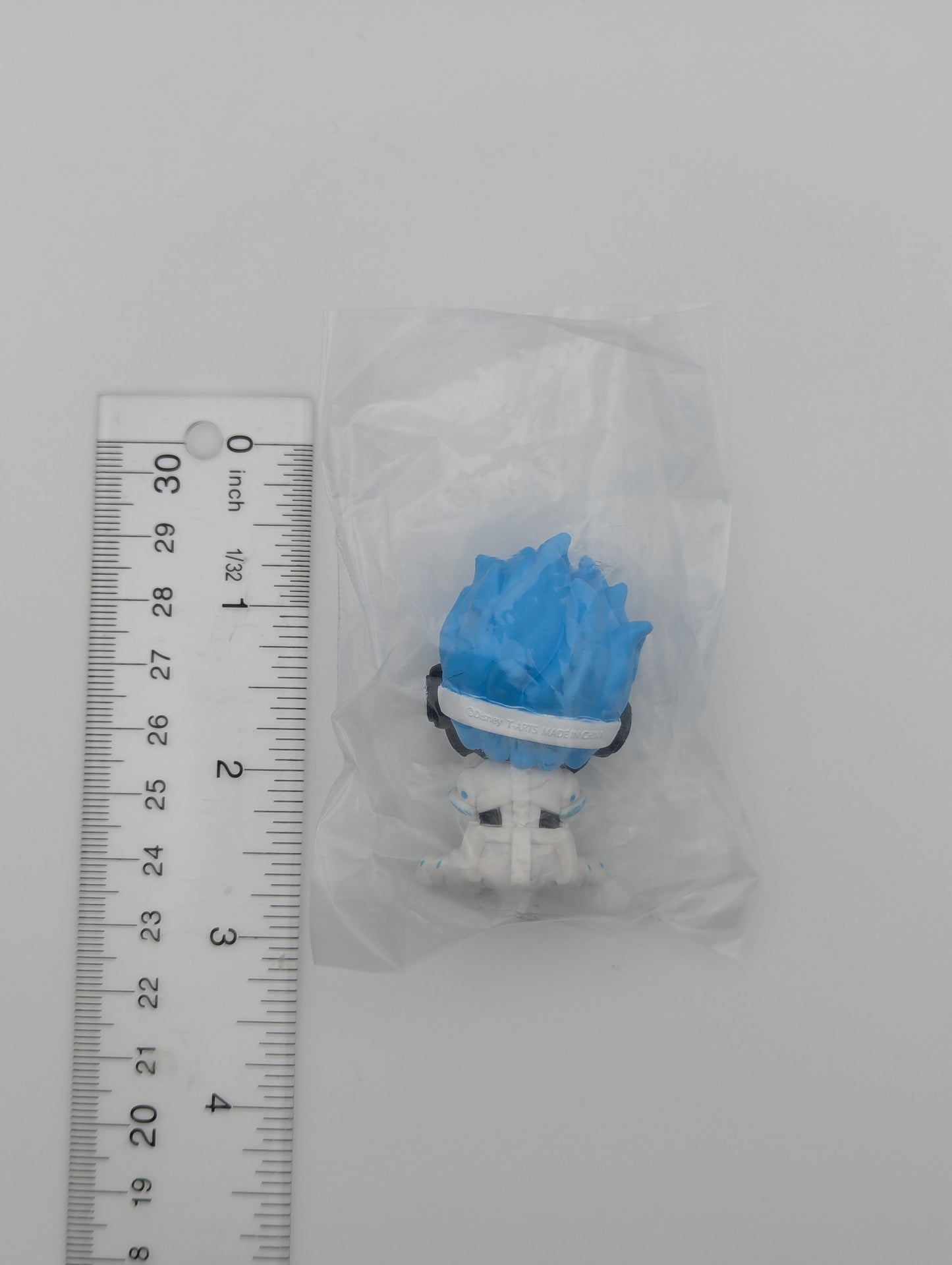 Ortho Shroud Twisted Wonderland Mini Figure