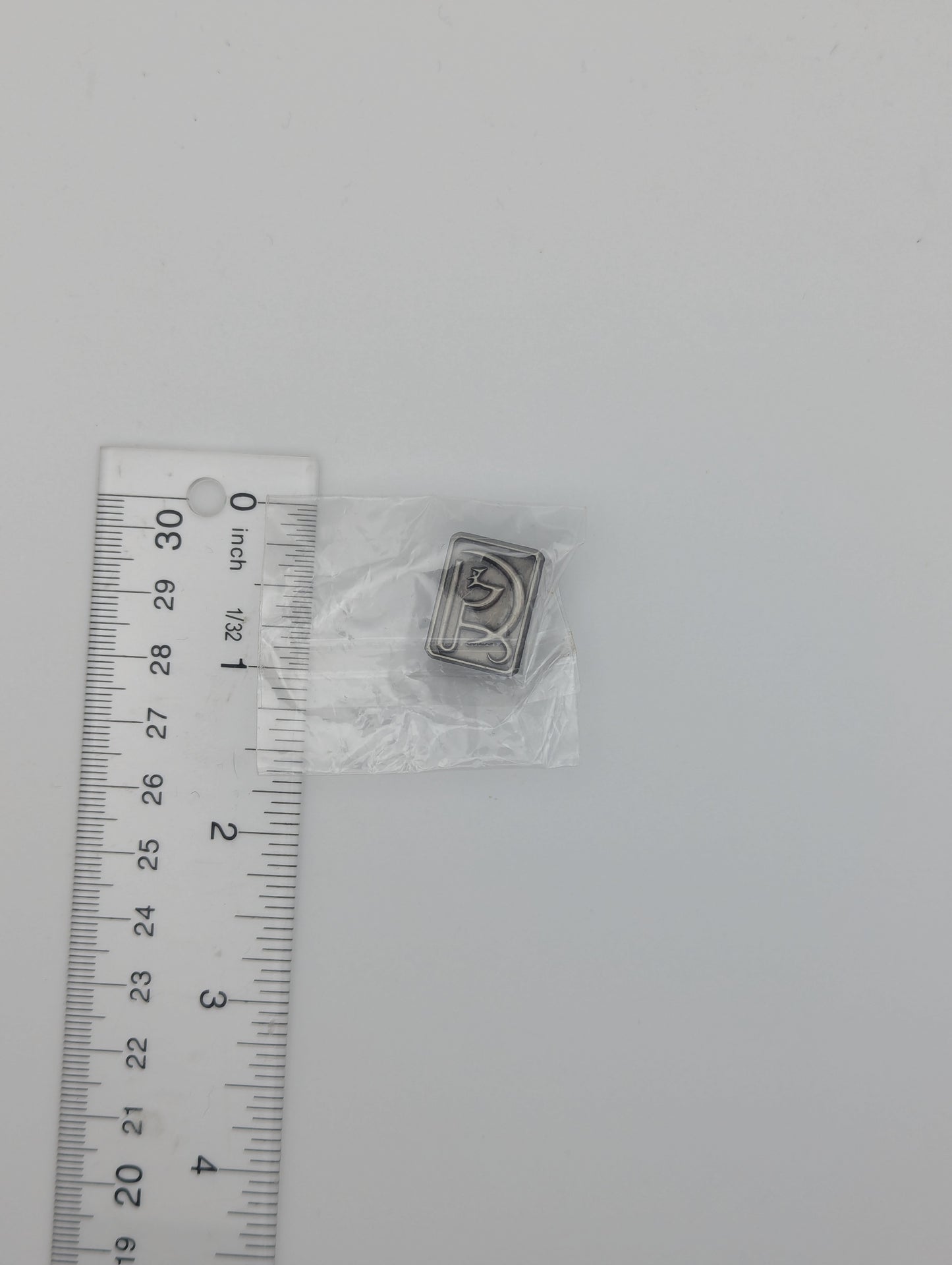 Chiaki Nanami Danganronpa Mini School Pin