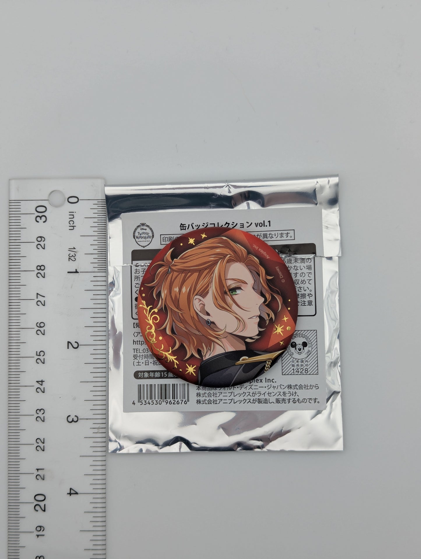 Cater Diamond Twisted Wonderland Can Badge