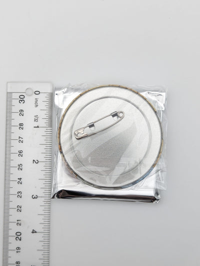 Luca Kaneshiro Nijisanji x IPSTAR Can Badge