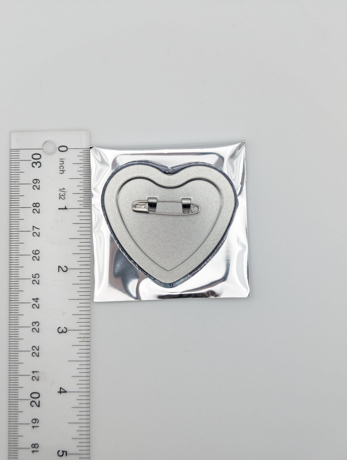 Natsumi Onitsuka Love Live Heart Can Badge