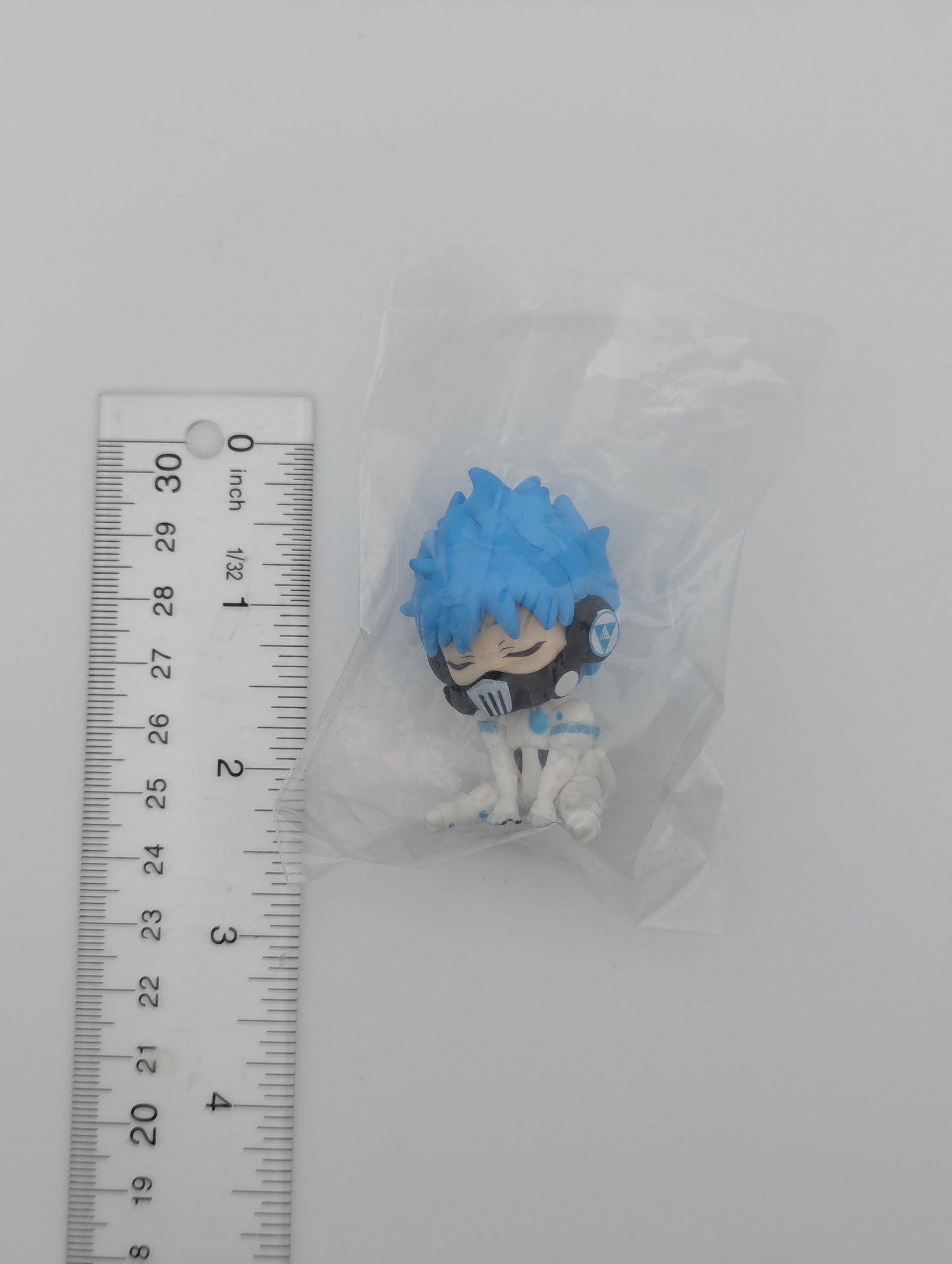 Ortho Shroud Twisted Wonderland Mini Figure
