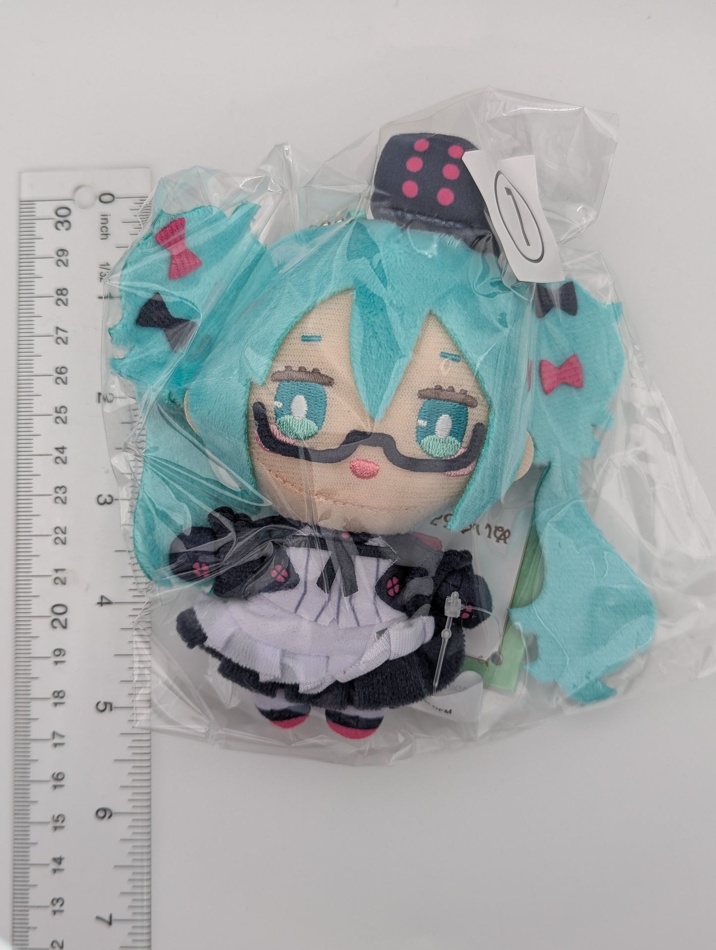 Hatsune Miku Glasses x Cafe Kuji Plush Mascot