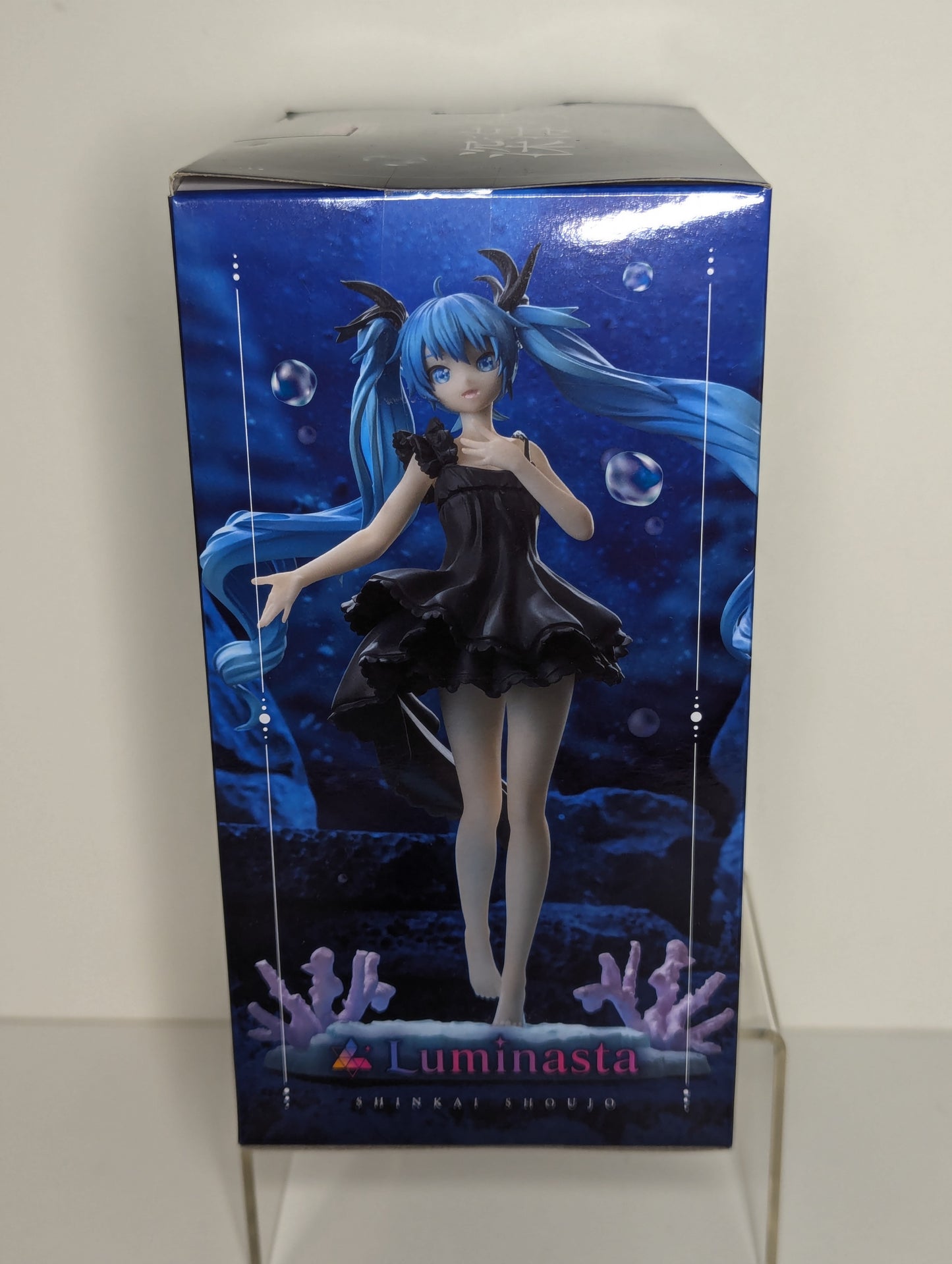 Hatsune Miku Deep Sea Girl Project Sekai Luminasta Figure