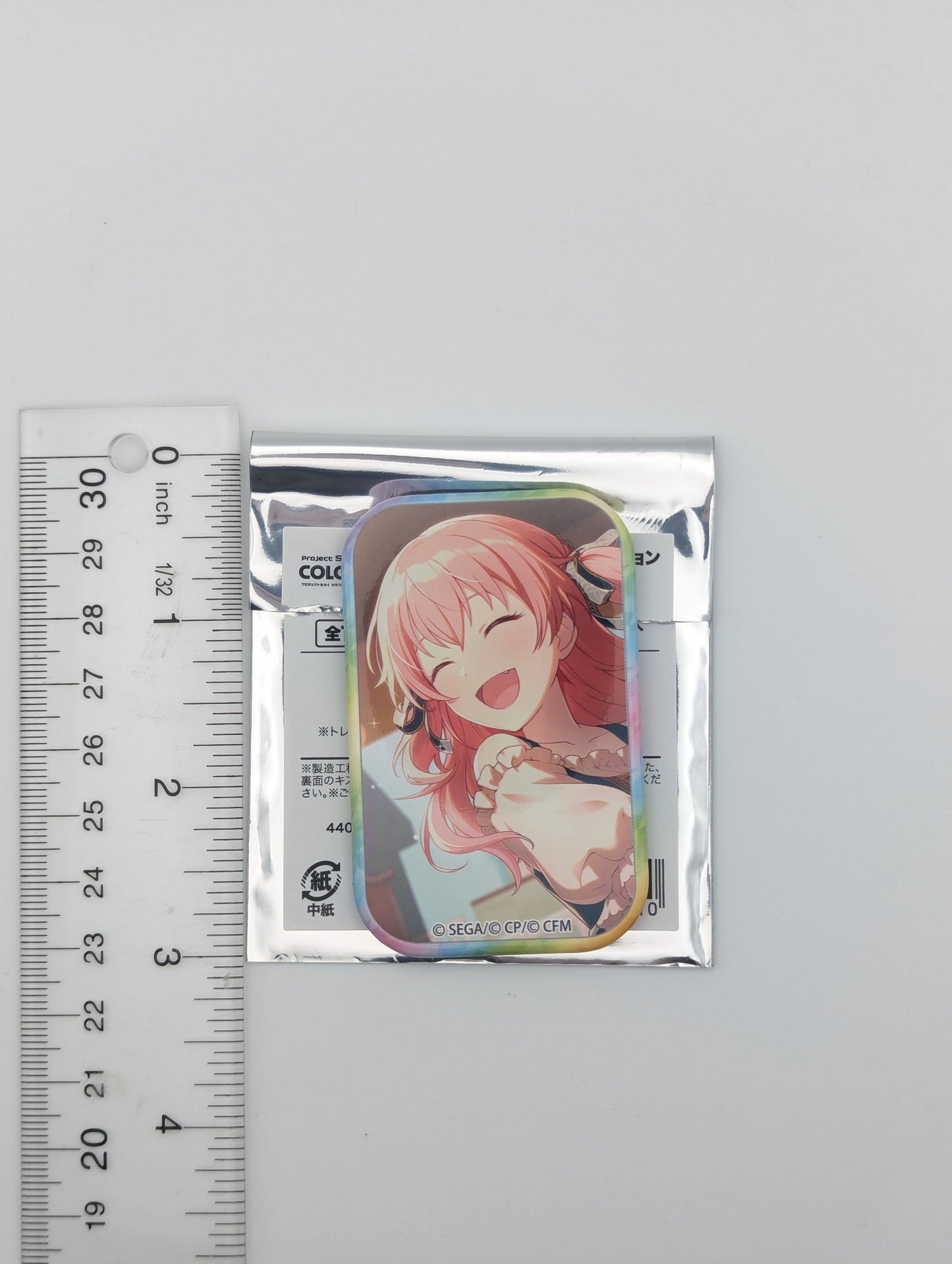 Airi Momoi Project Sekai Square Can Badge