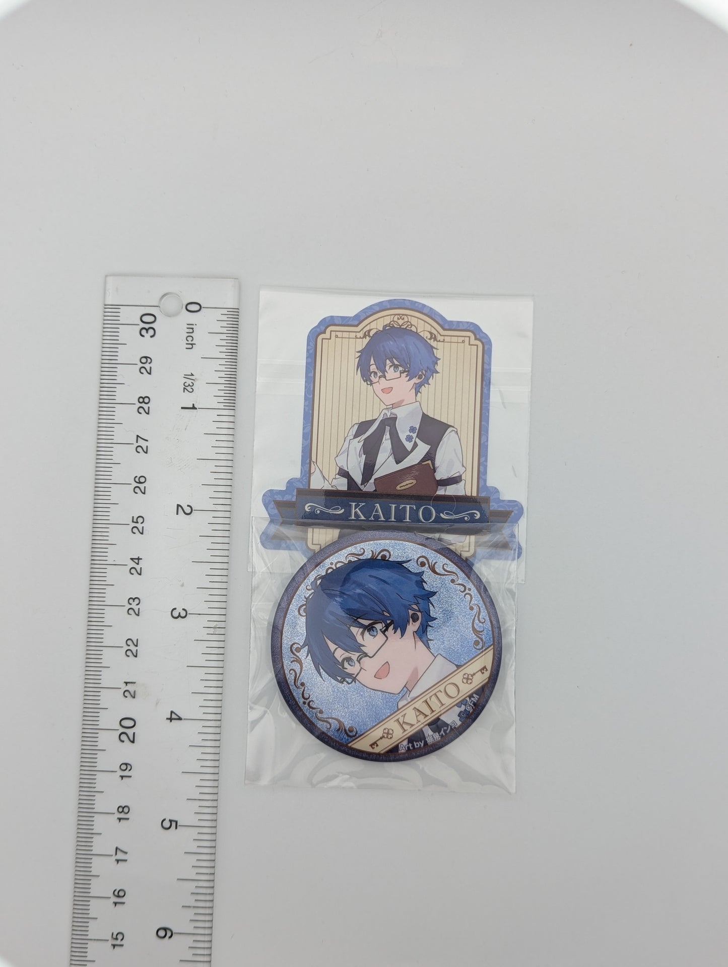 KAITO Hatsune Miku Glasses x Cafe Kuji Can Badge & Sticker Set